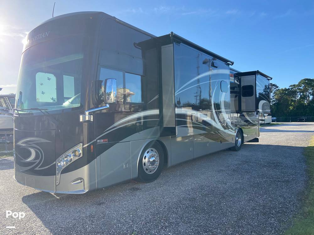 2017 Thor Motor Coach Venetian G36 in port saint lucie FL
