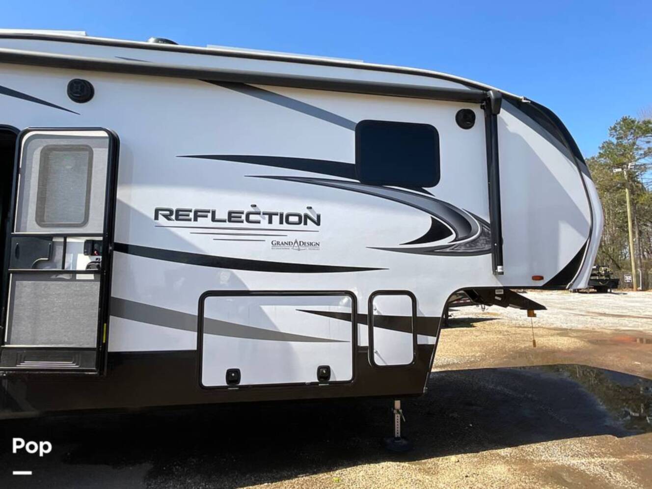 A photo of this 2022 Grand Design Reflection 337RLS