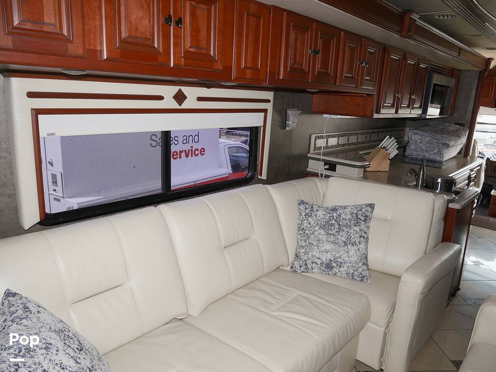 2013 Winnebago Tour 42GD in calera AL