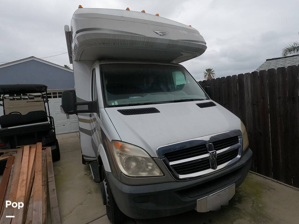2009 Fleetwood Icon 24A in whittier CA