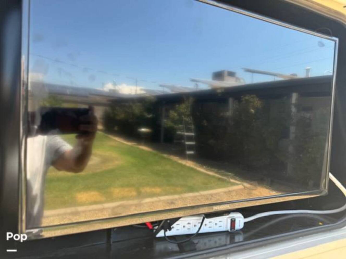A photo of this 2019 Winnebago Vista 27PE