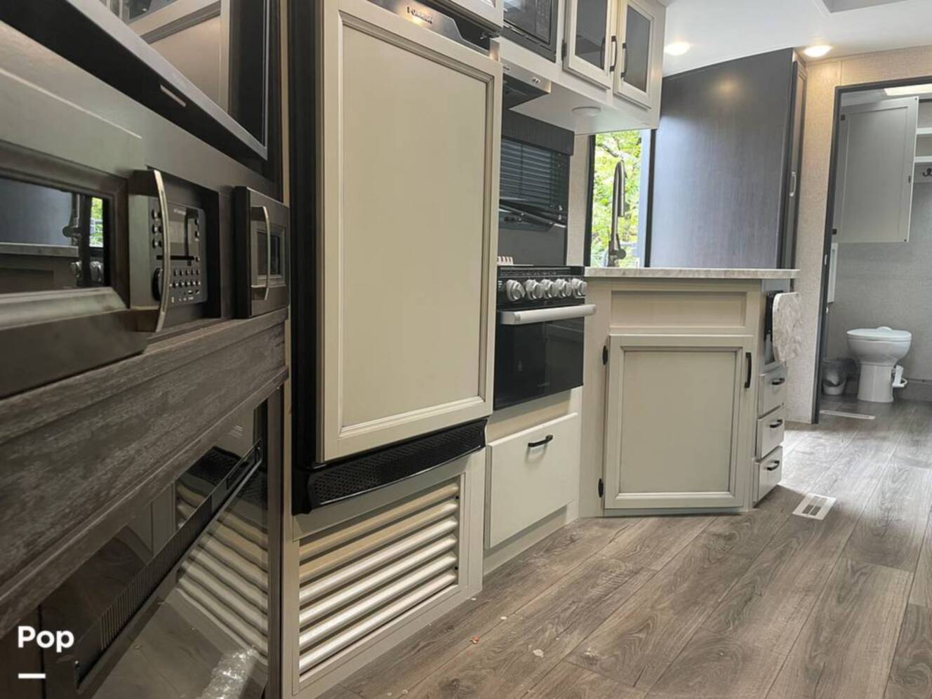 A photo of this 2021 Jayco White Hawk 27RB