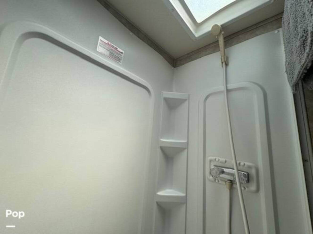 A photo of this 2019 Winnebago Vista 27PE