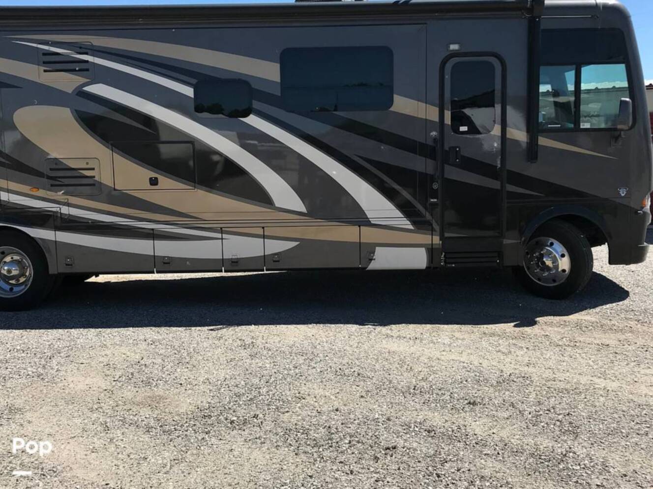 A photo of this 2021 Newmar Bay Star 3626