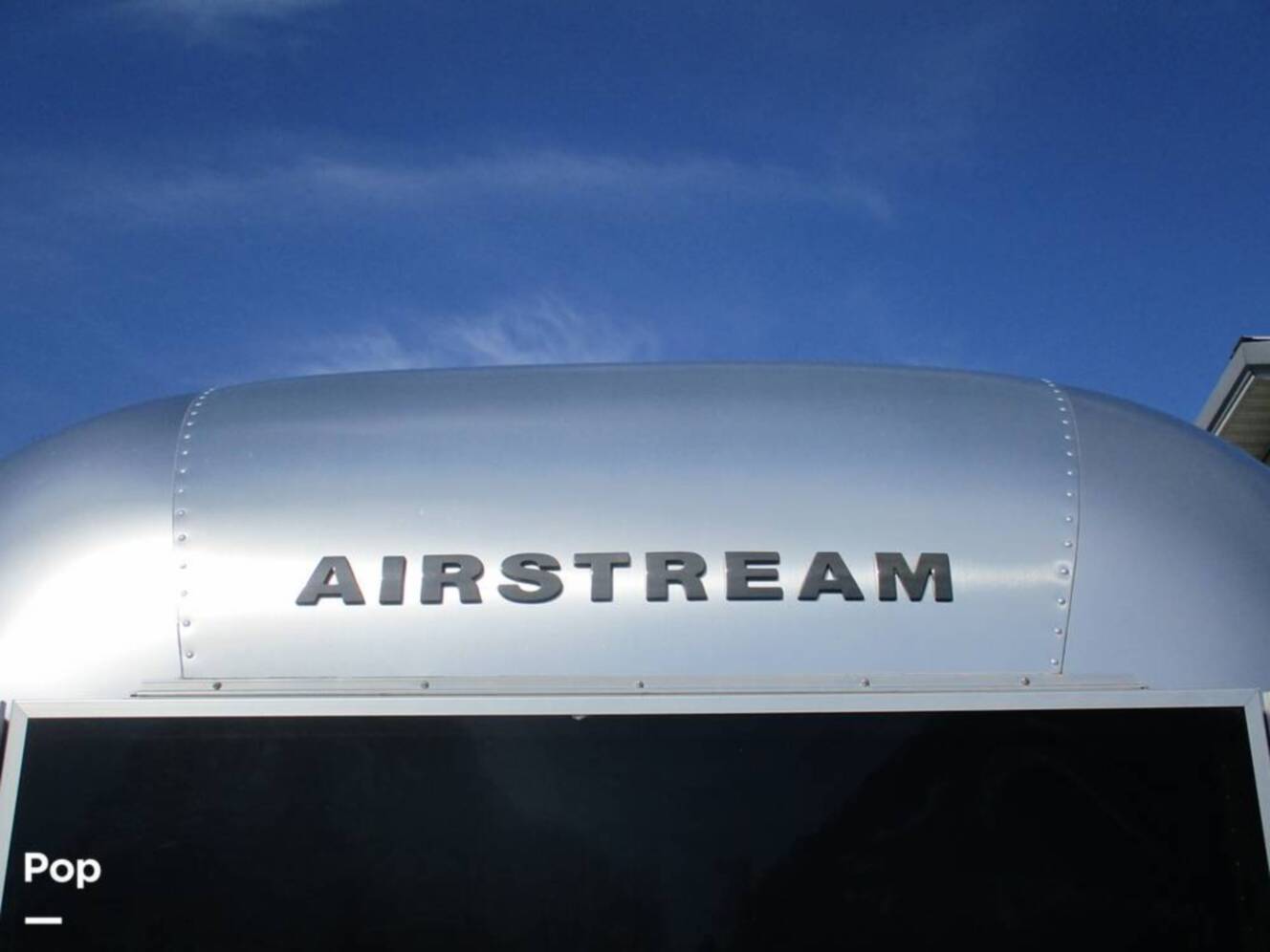 A photo of this 2018 Airstream Airstream International Signature 27FB