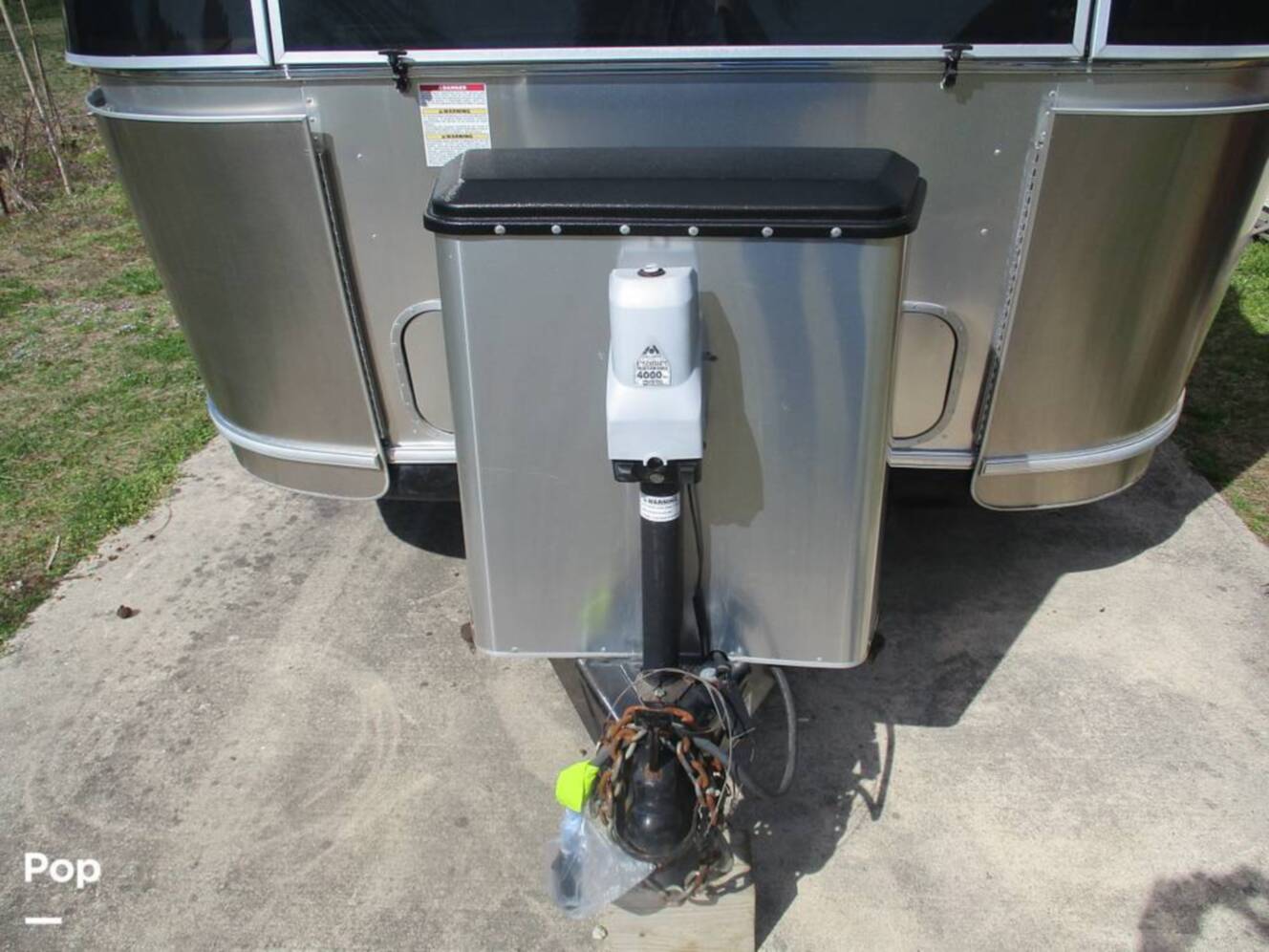 A photo of this 2018 Airstream Airstream International Signature 27FB