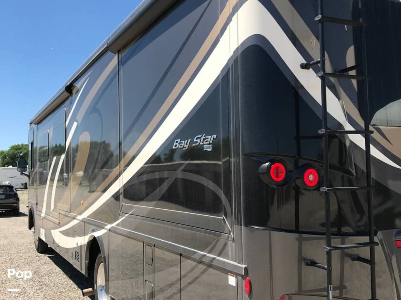 A photo of this 2021 Newmar Bay Star 3626