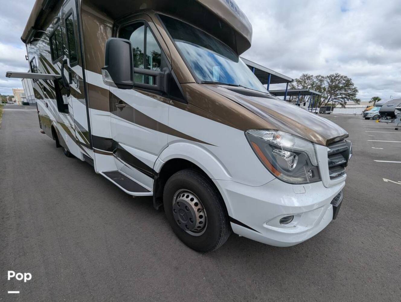 A photo of this 2018 Tiffin Wayfarer 24BW