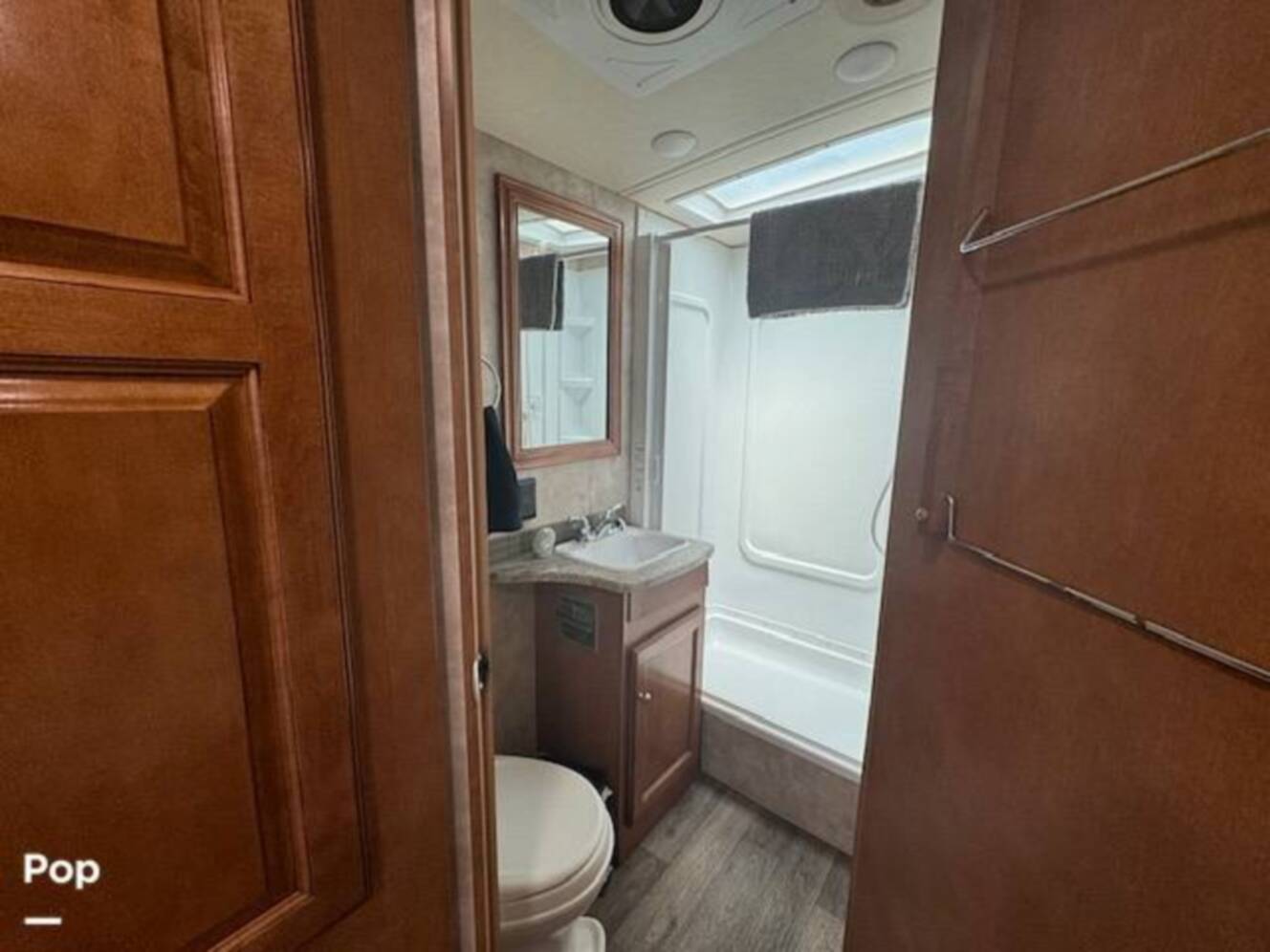 A photo of this 2019 Winnebago Vista 27PE