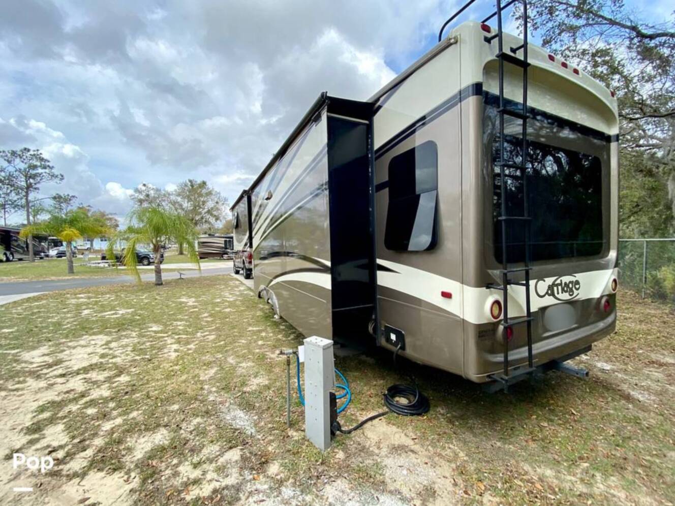 A photo of this 2015 Crossroads Carriage 40RL