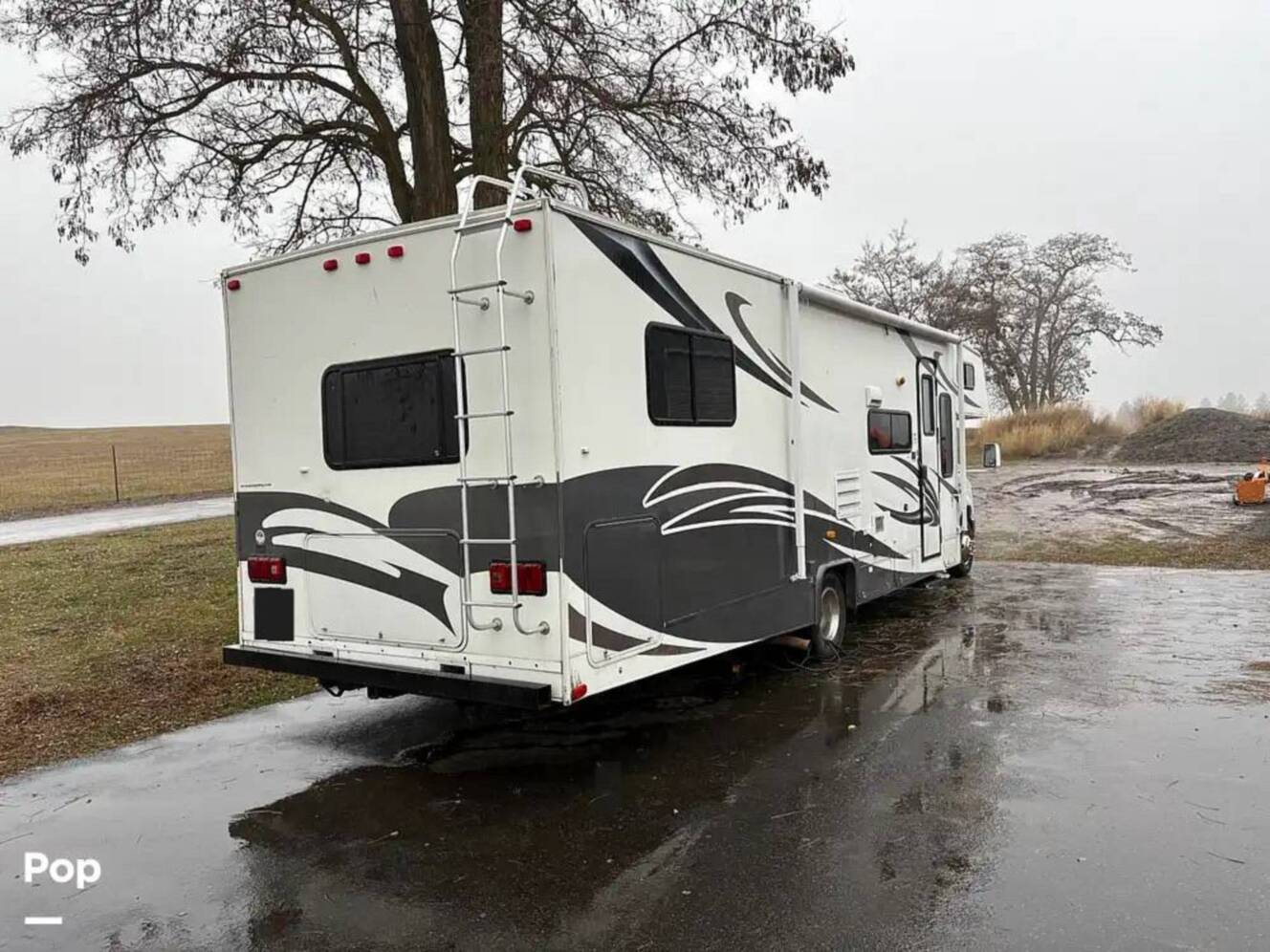 A photo of this 2009 Georgie Boy Maverick 315SS