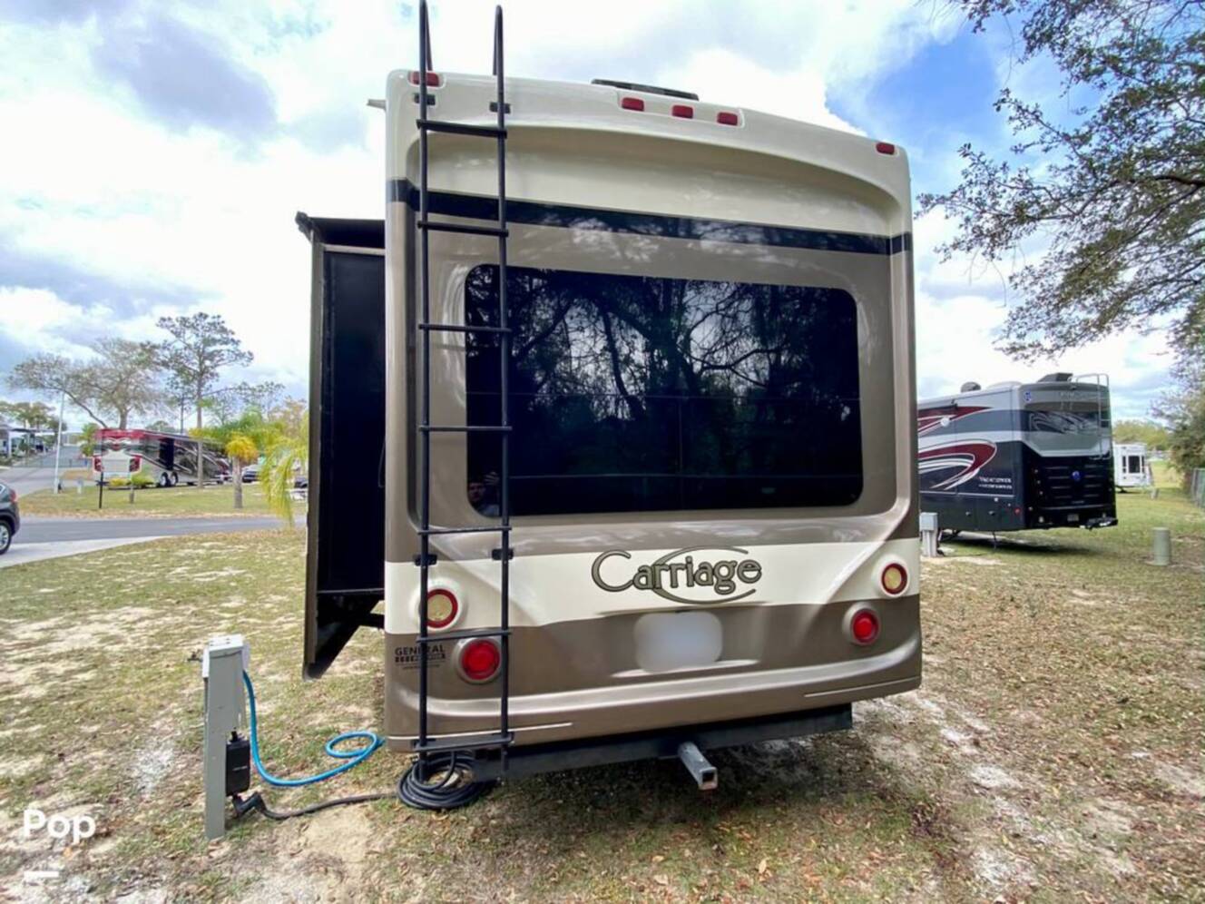 A photo of this 2015 Crossroads Carriage 40RL