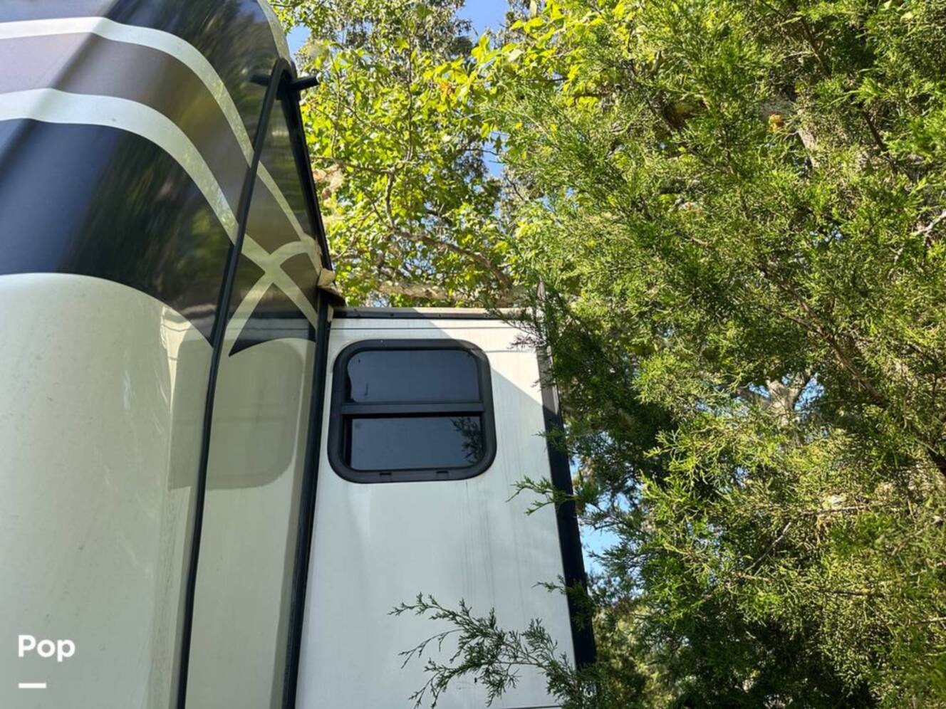A photo of this 2020 Heartland Bighorn 39MB