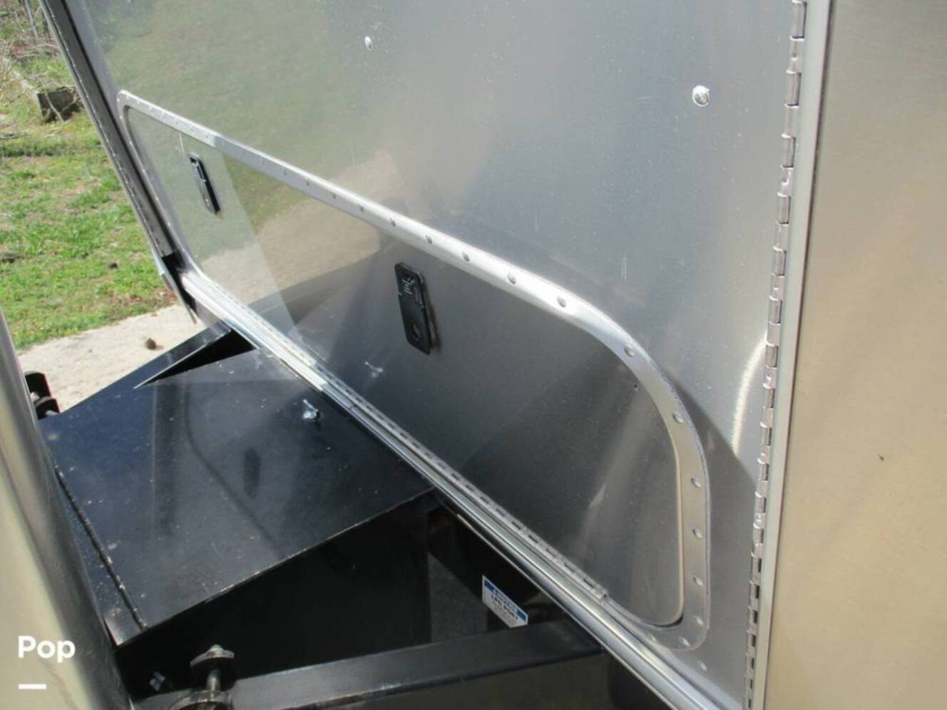 A photo of this 2018 Airstream Airstream International Signature 27FB