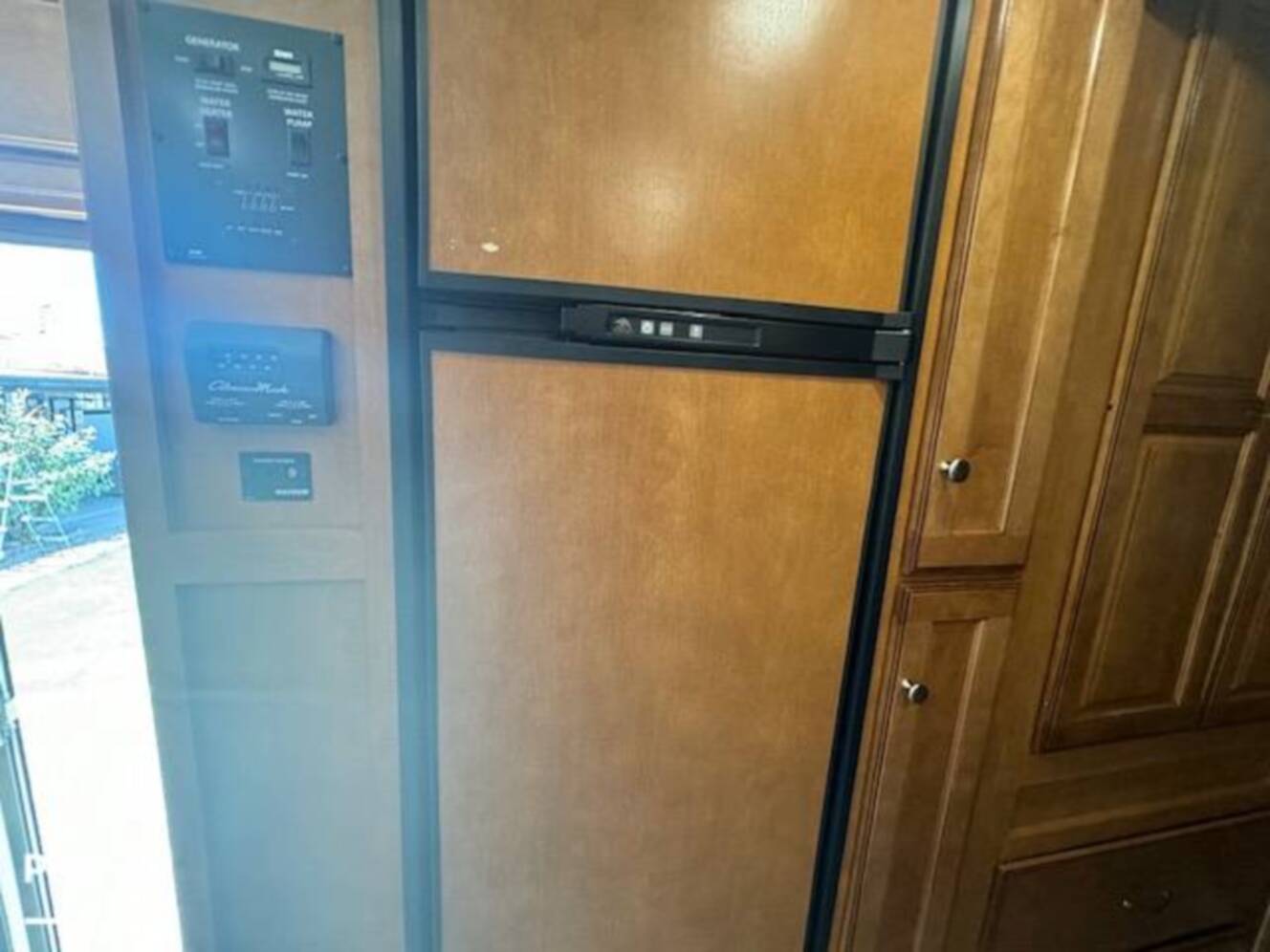 A photo of this 2019 Winnebago Vista 27PE