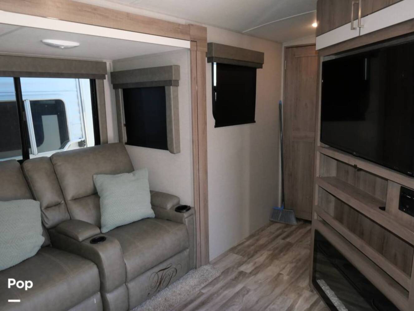 A photo of this 2022 Grand Design Imagine 3250BH