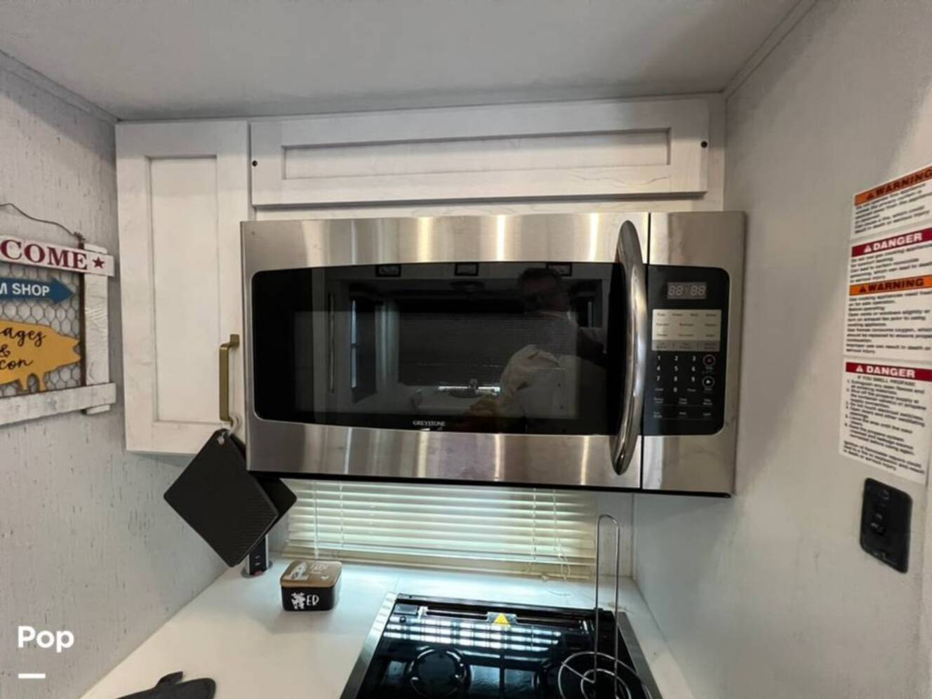 A photo of this 2022 Dutchmen Astoria 3803FLP