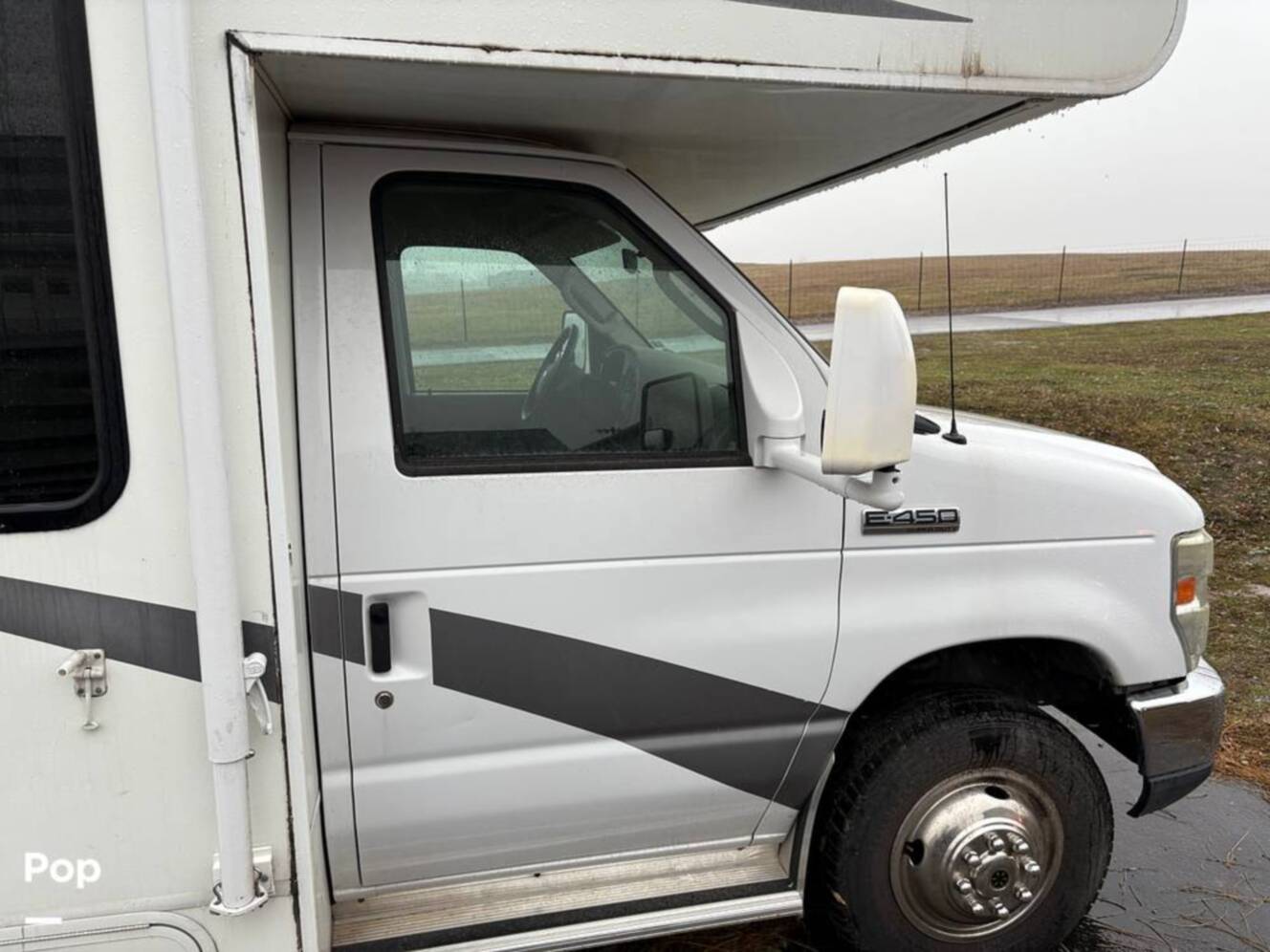 A photo of this 2009 Georgie Boy Maverick 315SS