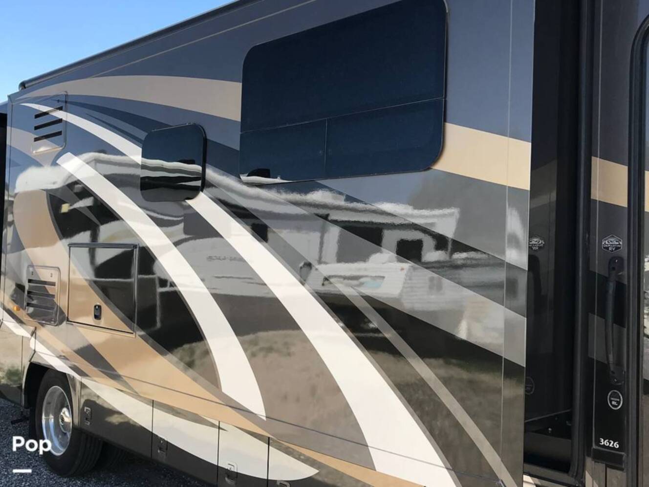 A photo of this 2021 Newmar Bay Star 3626