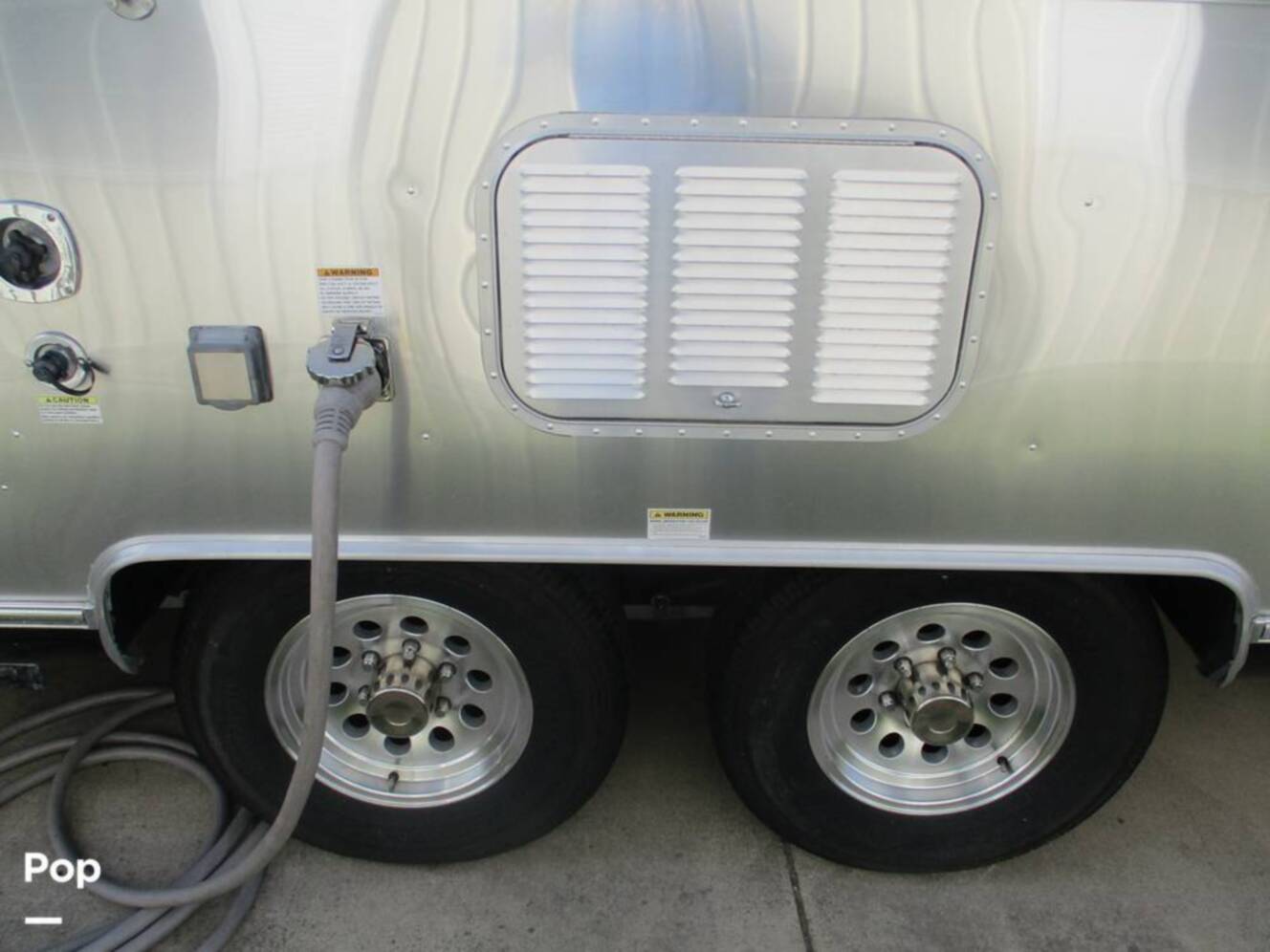 A photo of this 2018 Airstream Airstream International Signature 27FB