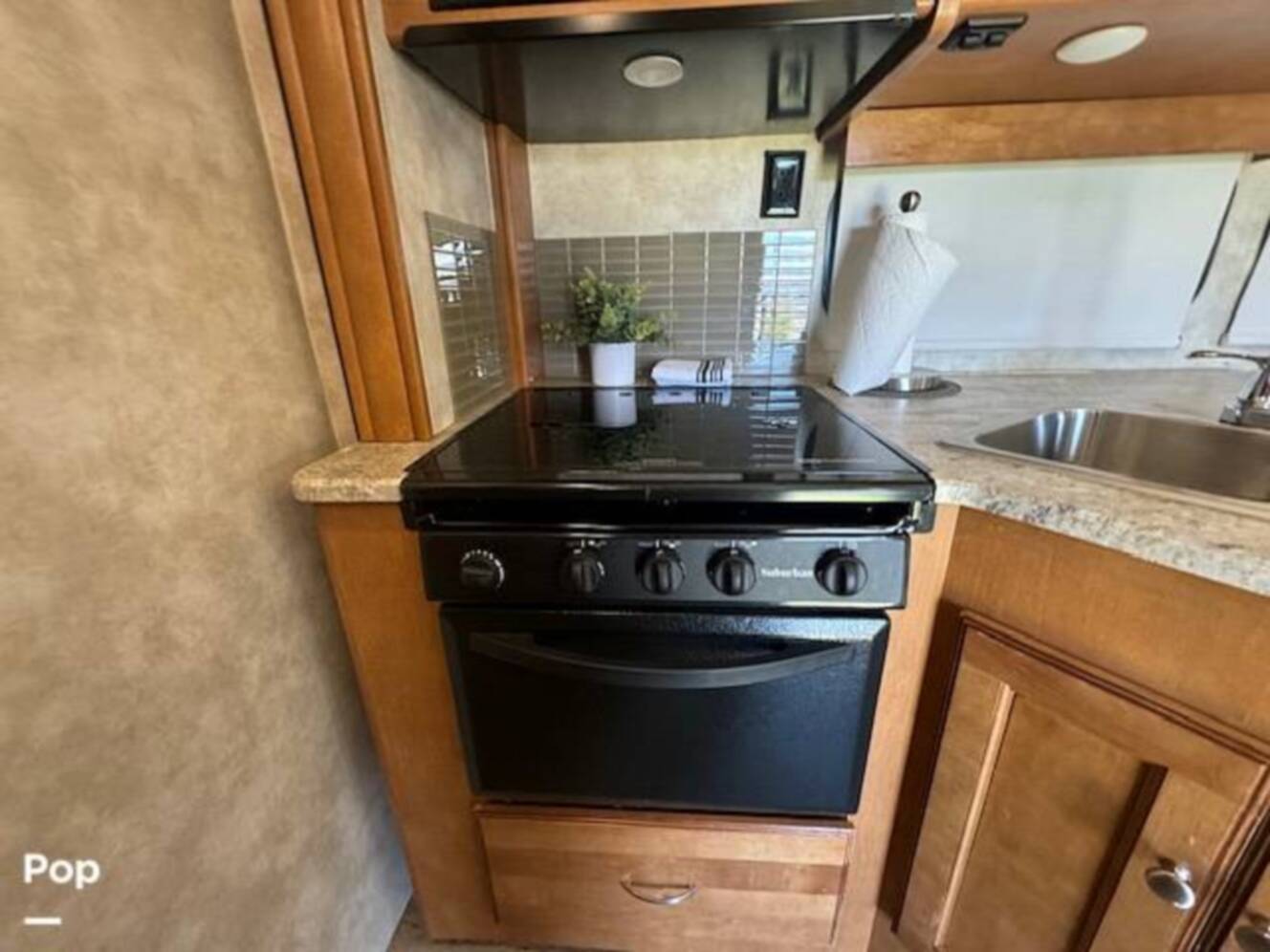 A photo of this 2019 Winnebago Vista 27PE