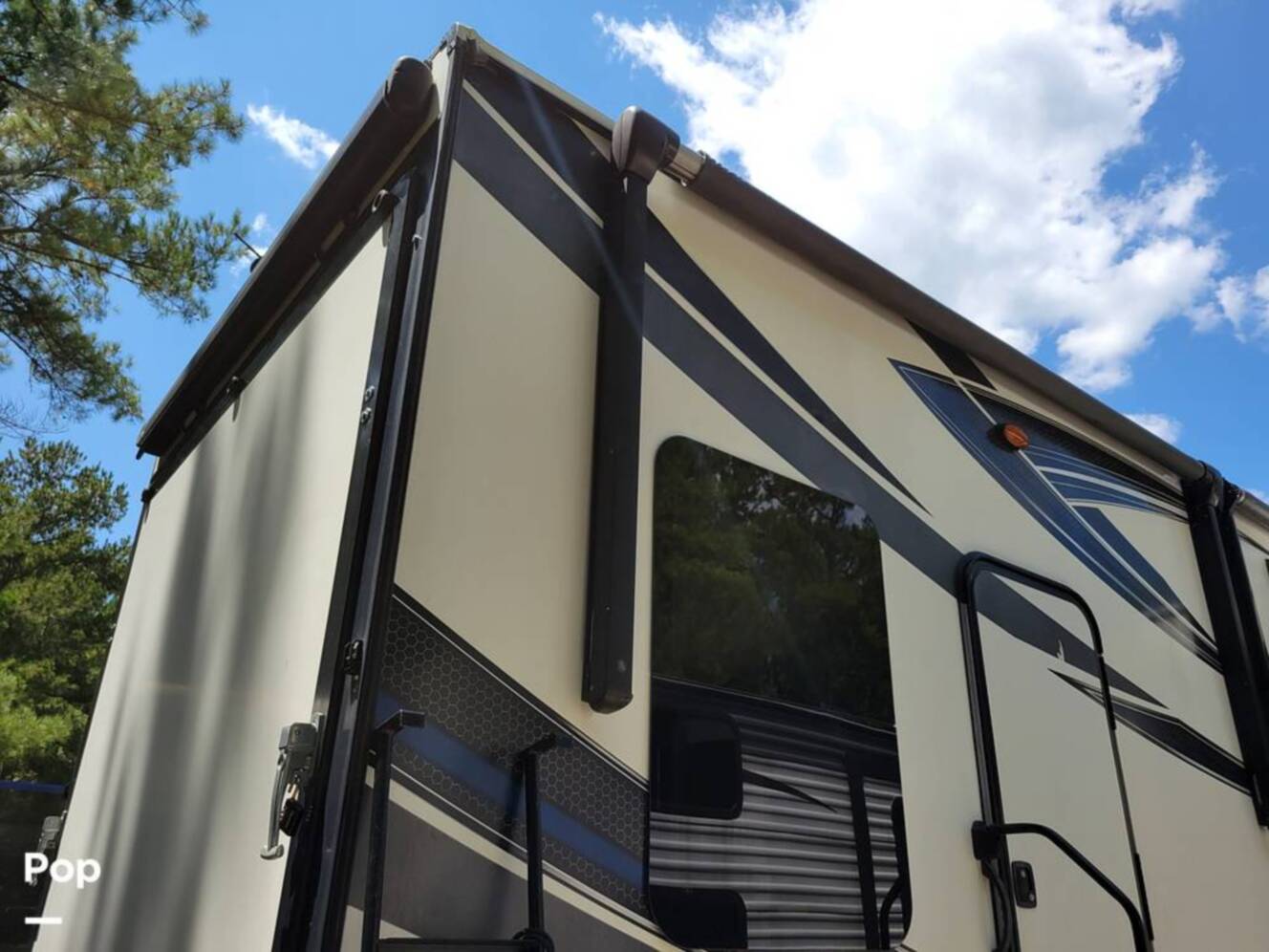 A photo of this 2017 Grand Design Momentum 349M