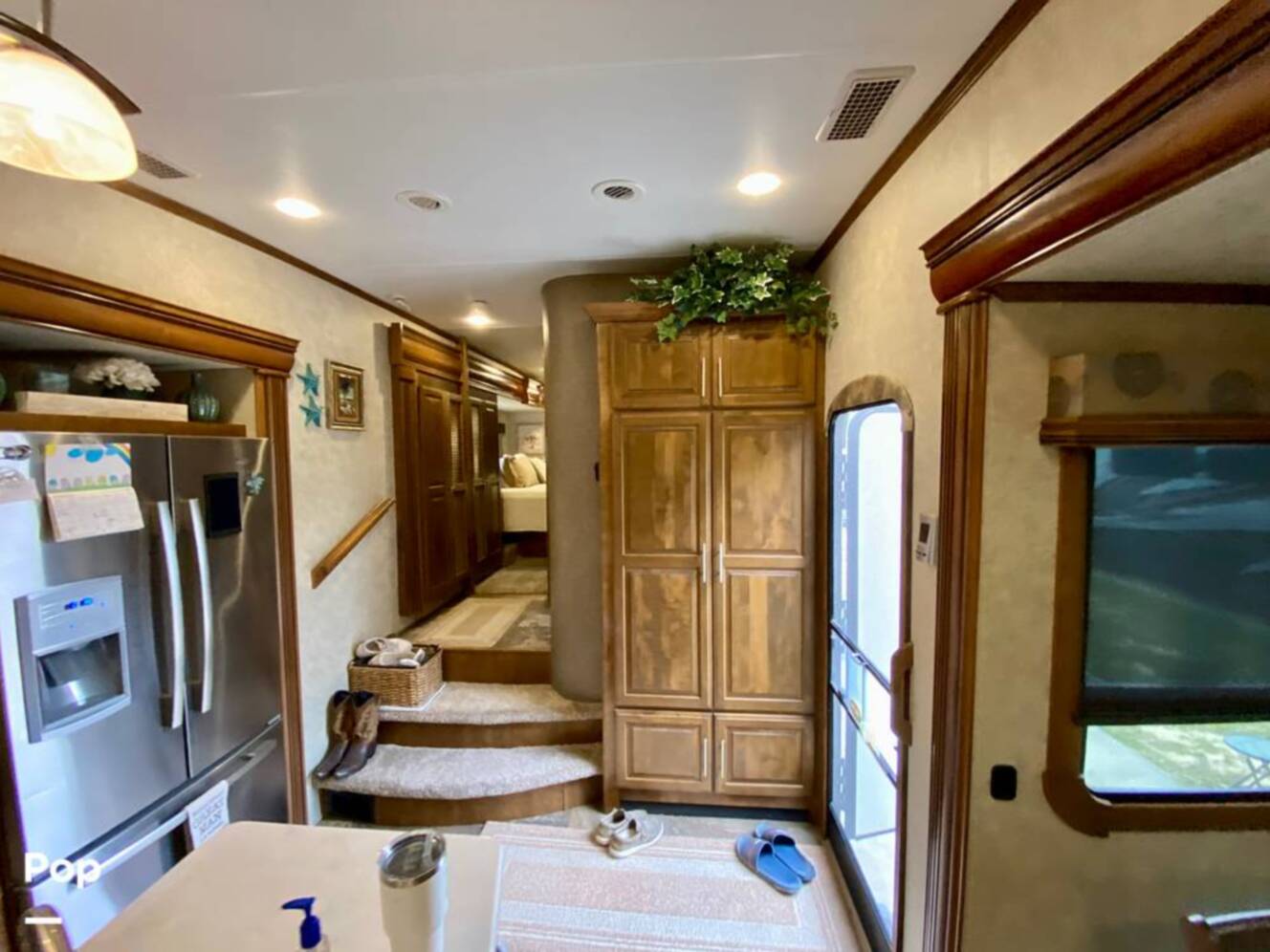 A photo of this 2015 Crossroads Carriage 40RL