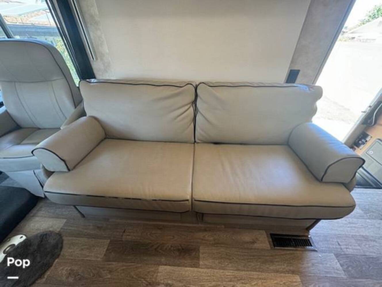 A photo of this 2019 Winnebago Vista 27PE