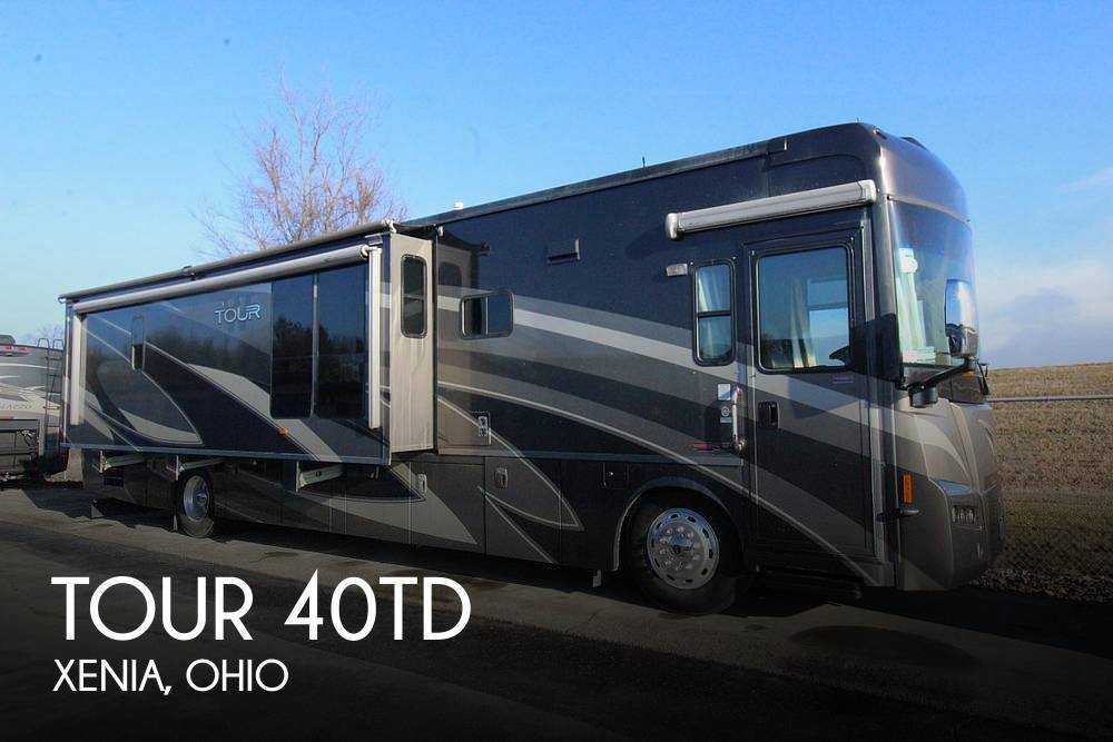 2008 Winnebago Tour 40TD in xenia OH