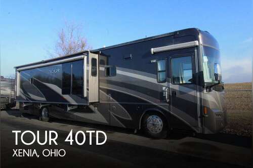 2008 Winnebago Tour 40TD in xenia OH