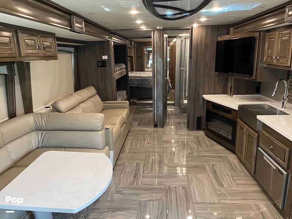 2020 Fleetwood Discovery LXE 40G in maurepas LA
