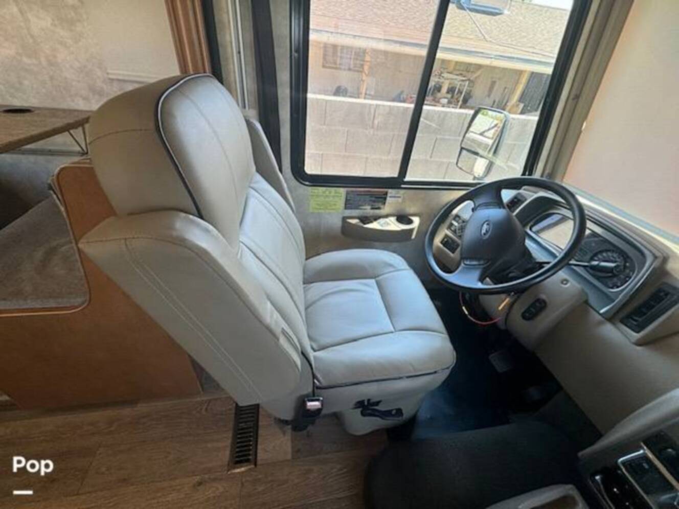 A photo of this 2019 Winnebago Vista 27PE