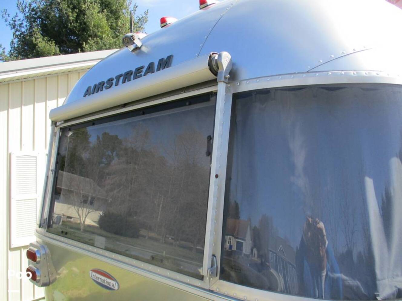 A photo of this 2018 Airstream Airstream International Signature 27FB