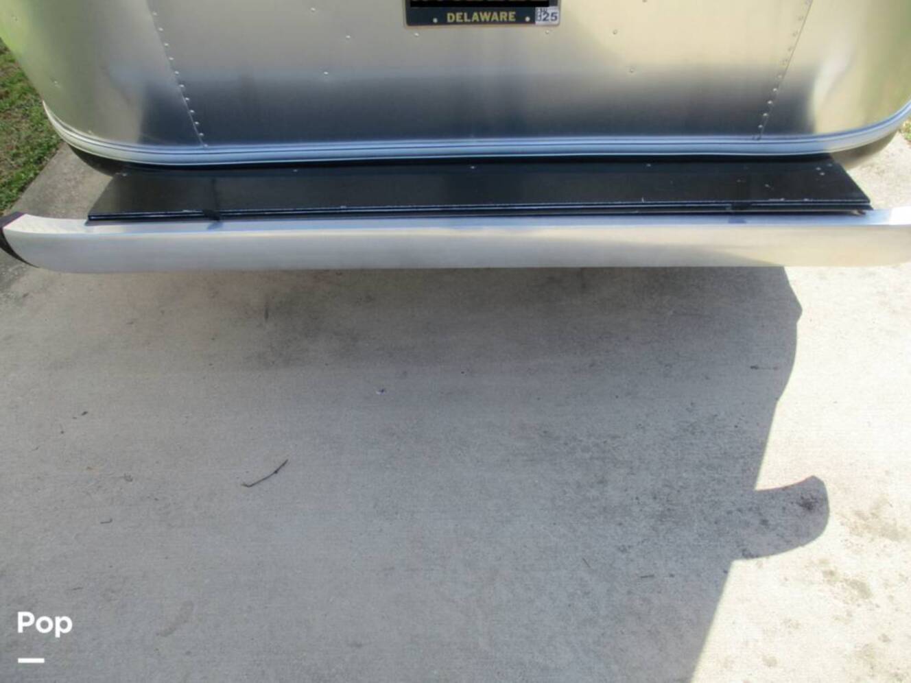 A photo of this 2018 Airstream Airstream International Signature 27FB