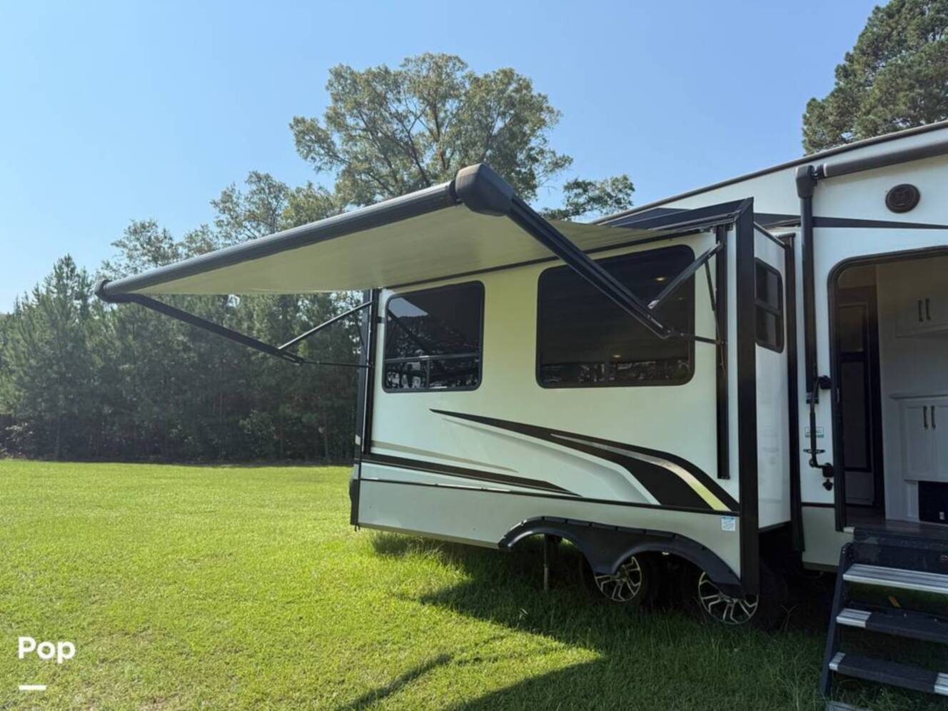A photo of this 2022 Prime Time Crusader Lite 335RLP
