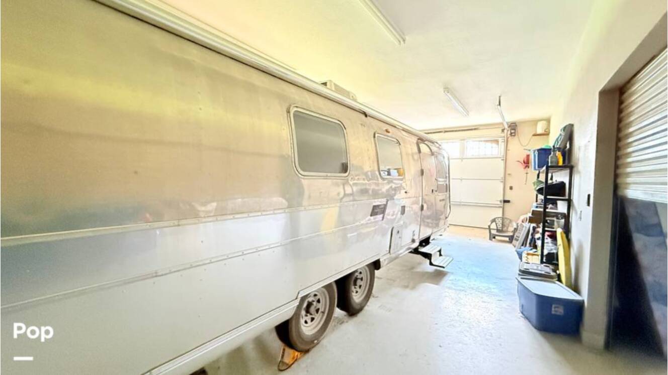A photo of this 1973 Airstream Sovereign 31