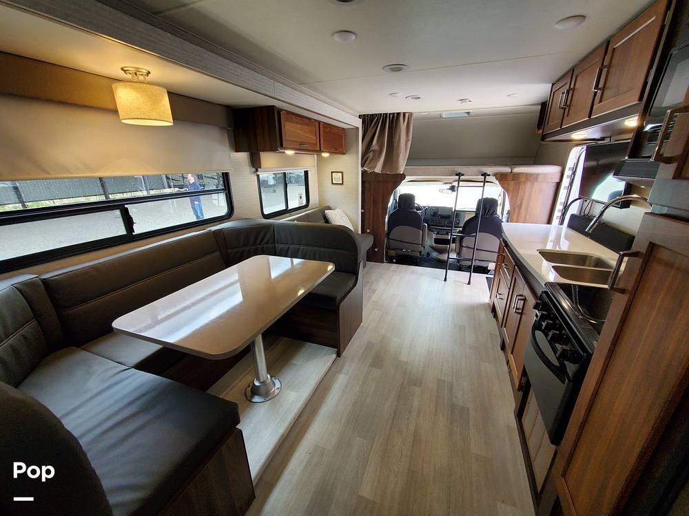 2023 Winnebago Minnie Winnie 31K in aledo TX