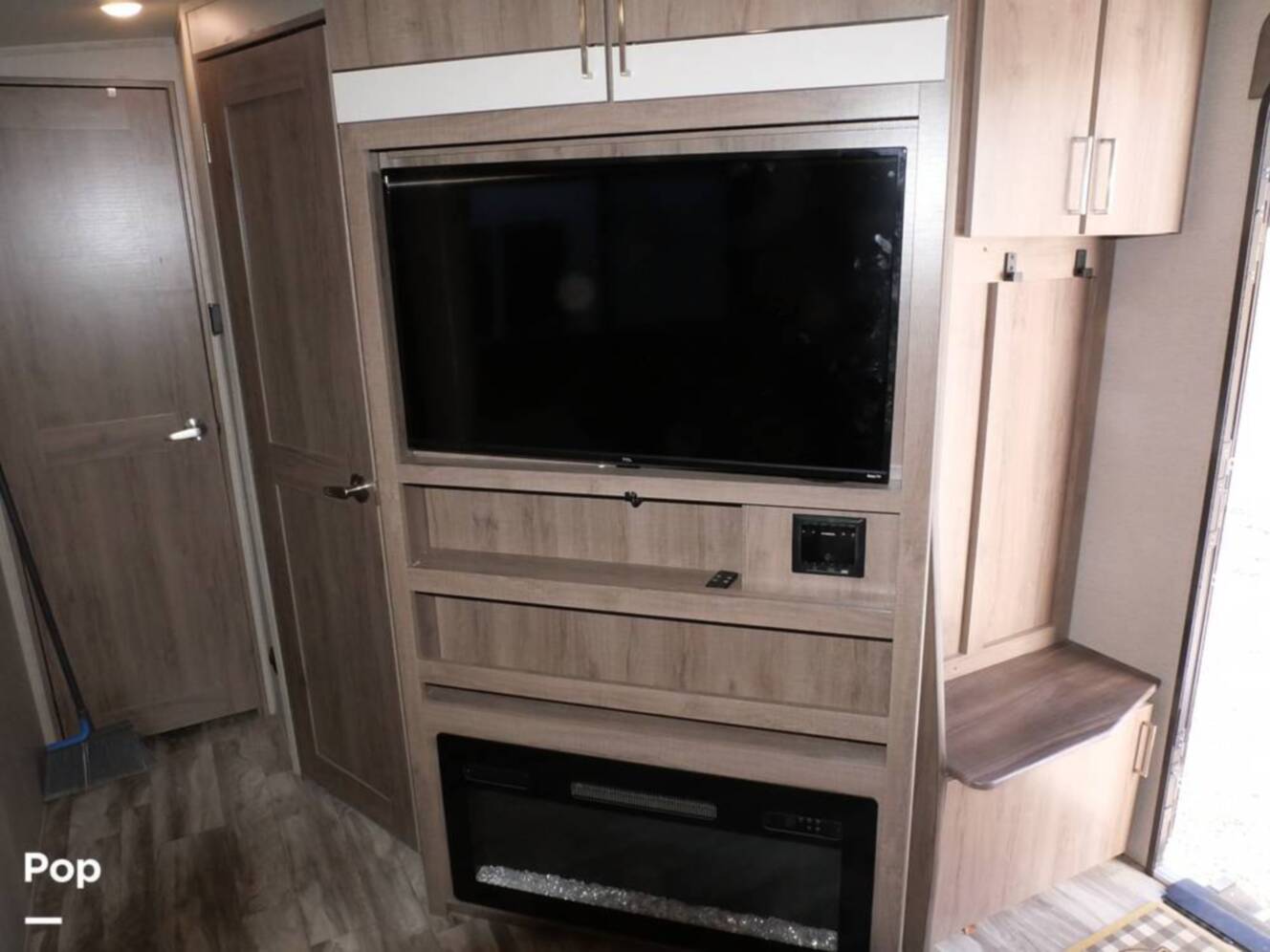 A photo of this 2022 Grand Design Imagine 3250BH