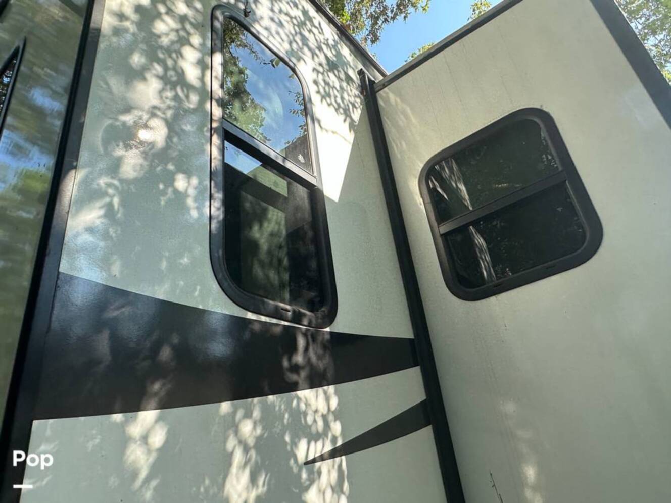 A photo of this 2020 Heartland Bighorn 39MB