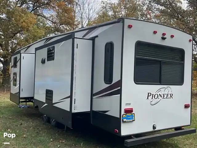 2019 Heartland Pioneer PI355 in williamstown NJ