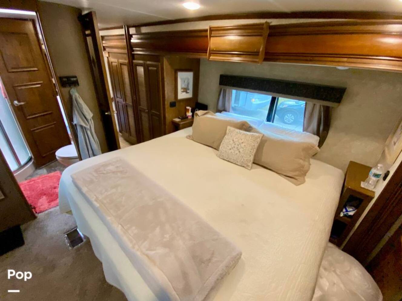 A photo of this 2015 Crossroads Carriage 40RL