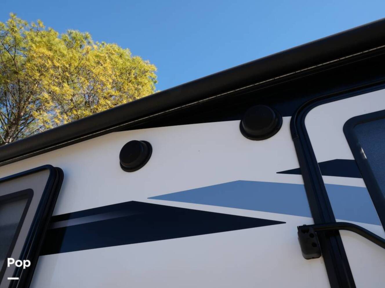 A photo of this 2022 Grand Design Imagine 3250BH