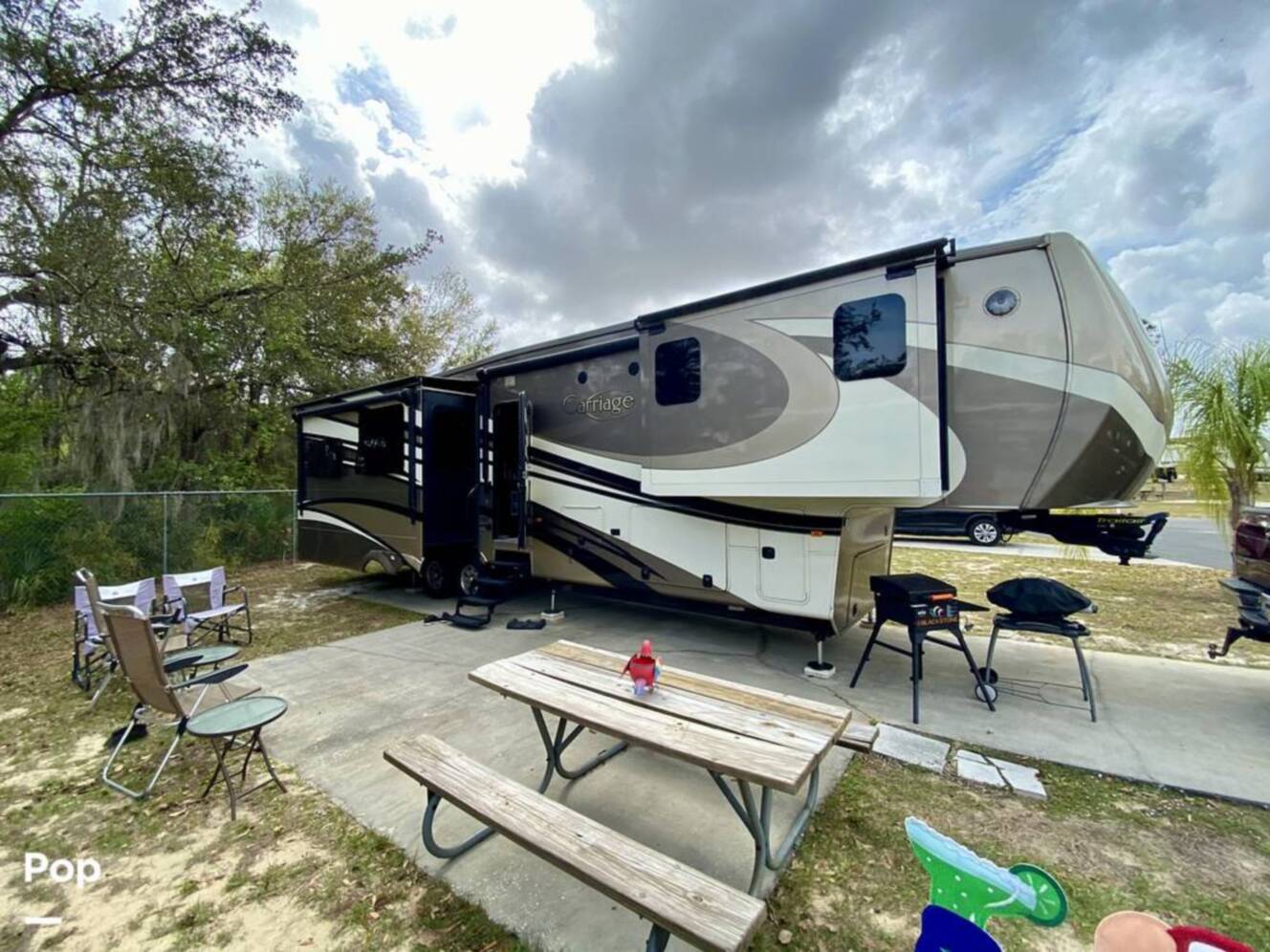 A photo of this 2015 Crossroads Carriage 40RL