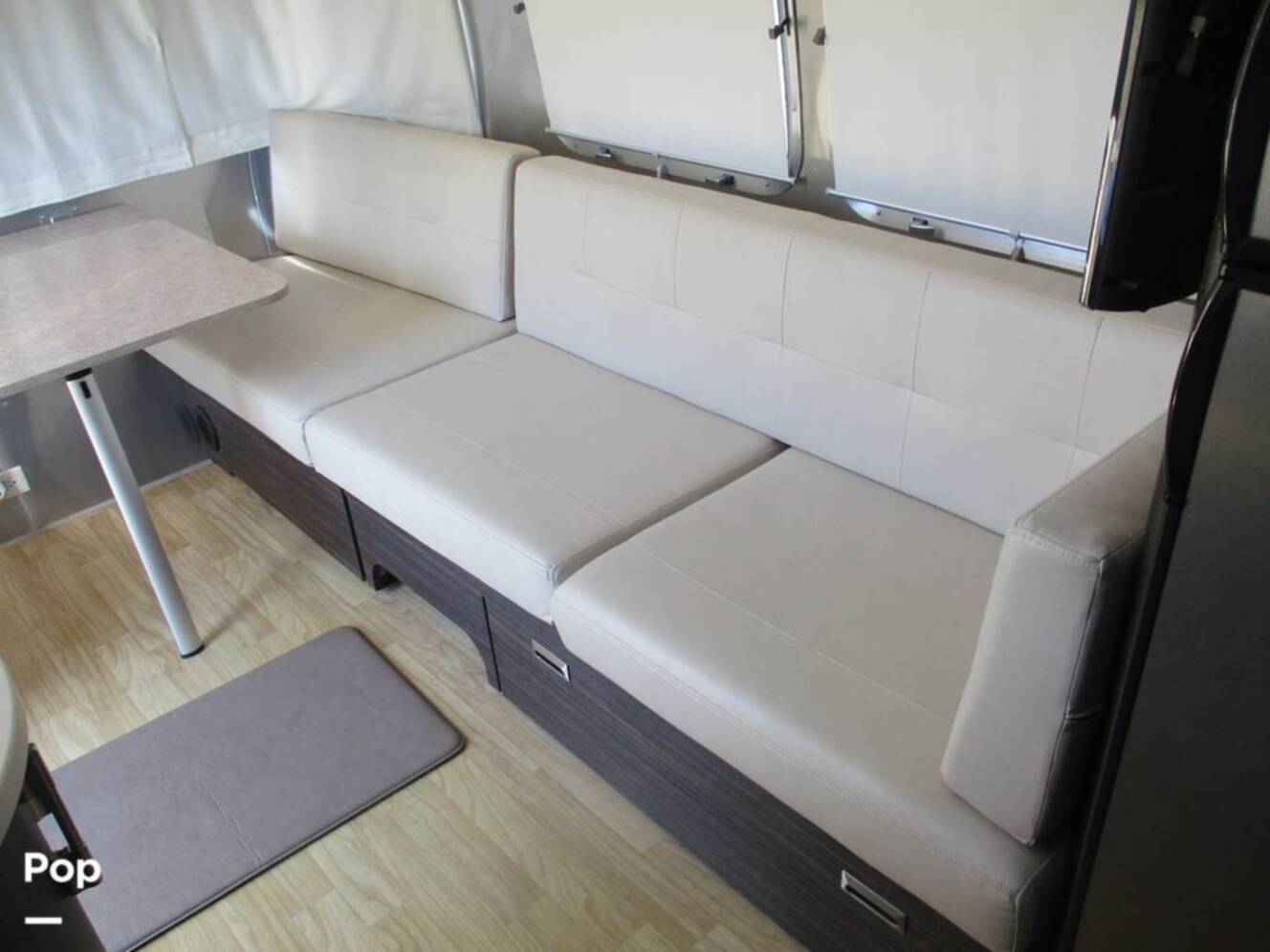 A photo of this 2018 Airstream Airstream International Signature 27FB