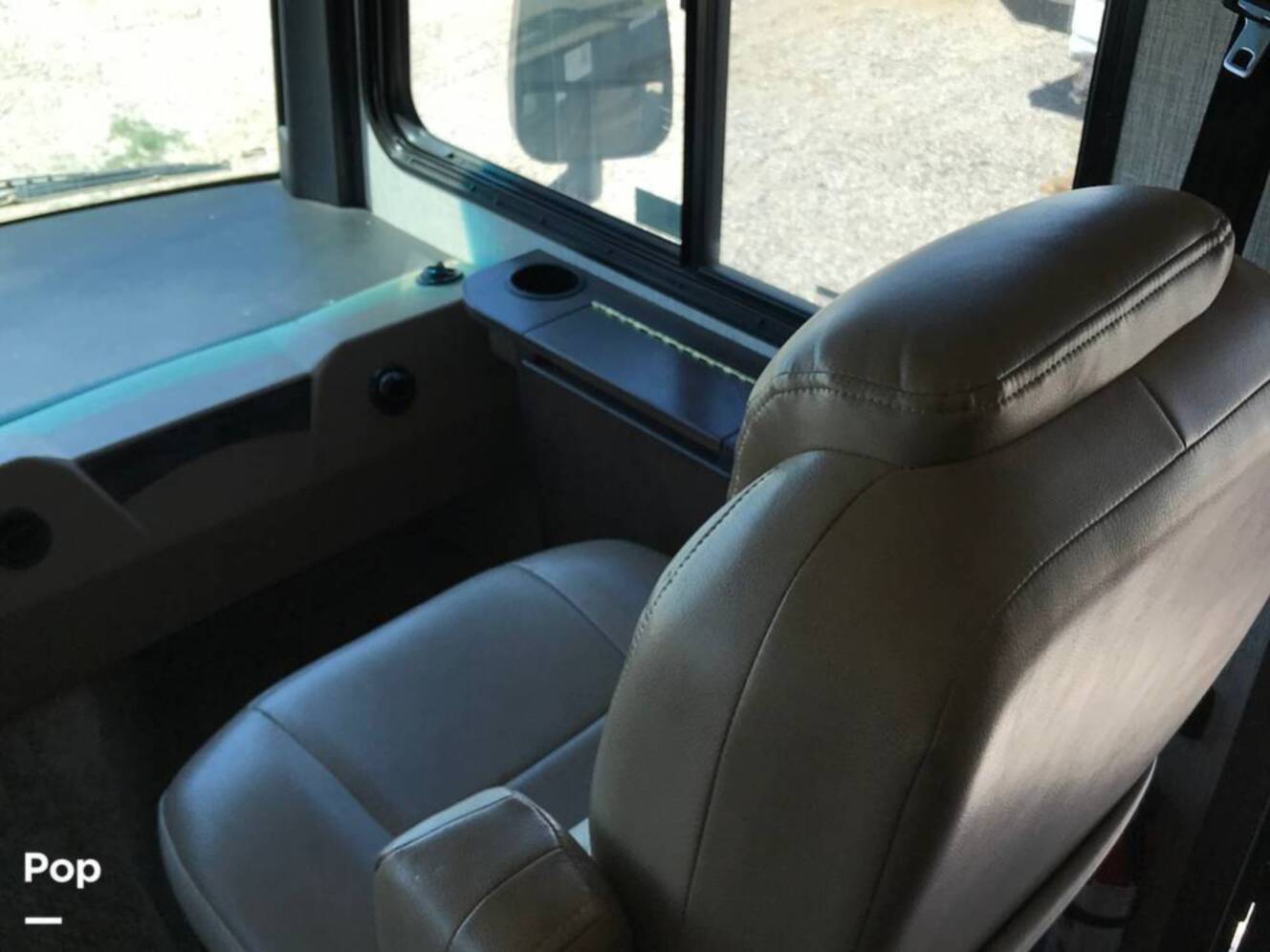 A photo of this 2021 Newmar Bay Star 3626