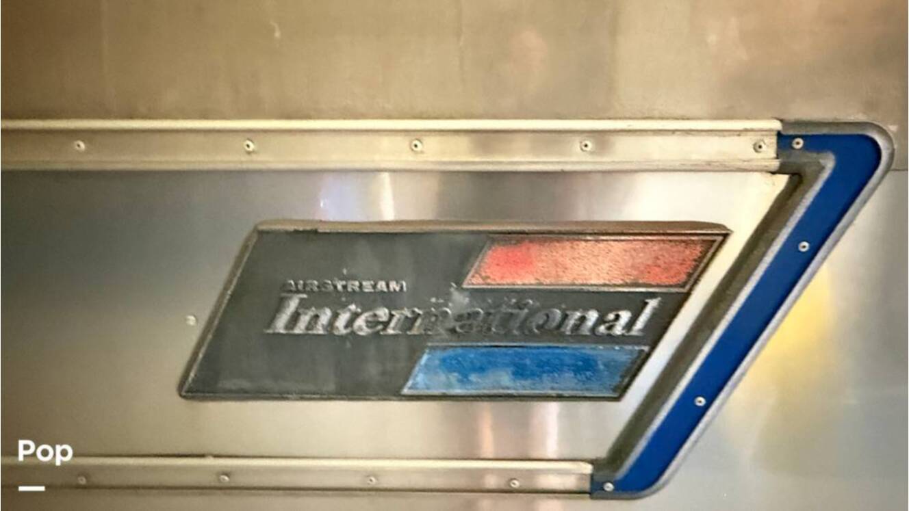 A photo of this 1973 Airstream Sovereign 31