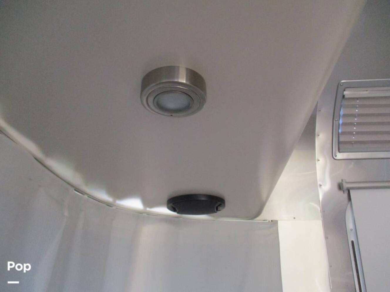 A photo of this 2018 Airstream Airstream International Signature 27FB