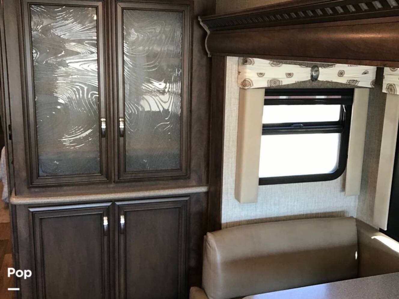 A photo of this 2021 Newmar Bay Star 3626