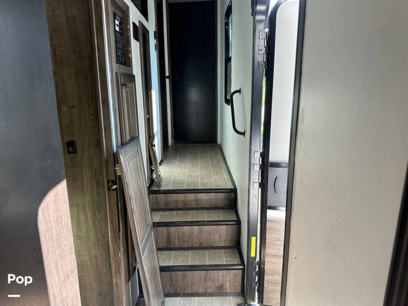 A photo of this 2020 Heartland Bighorn 39MB