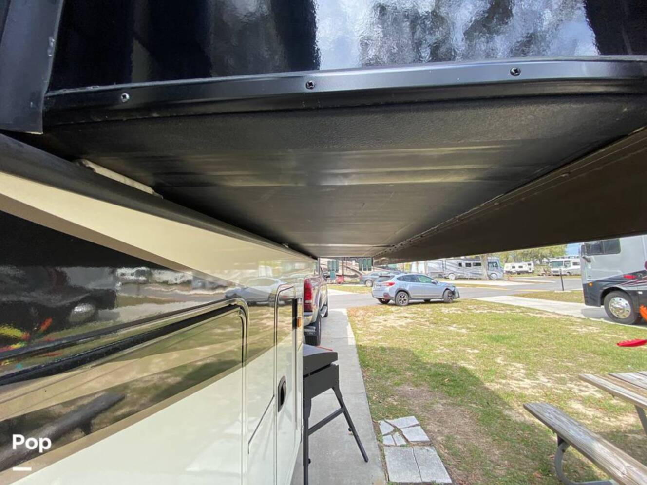 A photo of this 2015 Crossroads Carriage 40RL